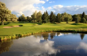 Highwood Golf Mountain View Hole #8
